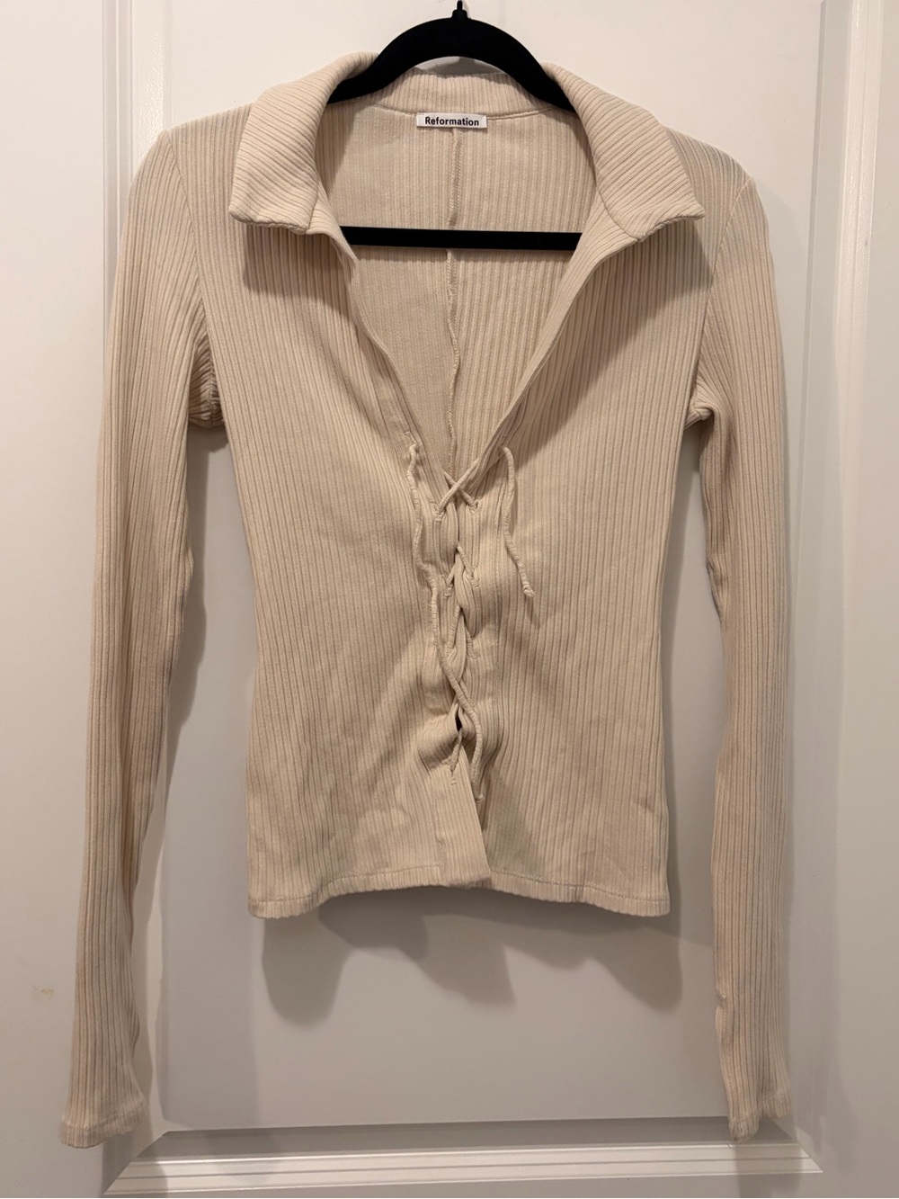Reformation Cream Ribbed Lace-Up Collared Long Sleeve Top - Small